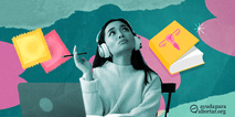 Mujer joven con auriculares, con expresion curiosa mientras aprende sobre salud reproductiva, con iconos flotantes de condones y un libro con utero que representan educación sexual